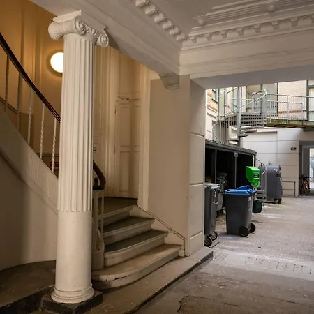 Beautiful & Spacious 4br In Vesterbro Copenhagen