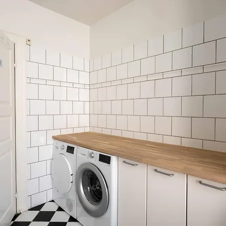Beautiful & Spacious 4br In Vesterbro *