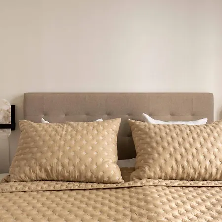 Beautiful & Spacious 4br In Vesterbro *