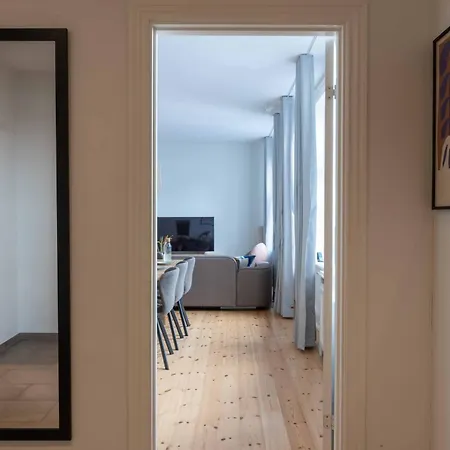 Apartment Beautiful & Spacious 4br In Vesterbro Copenhagen